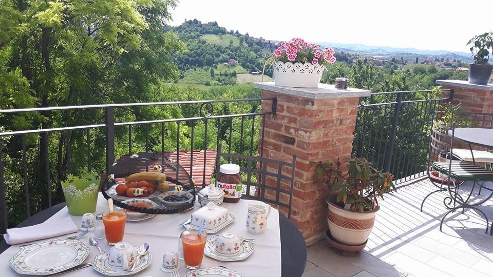 Alta Villa The Countryhouse Adults Only Boutique Bnb Vigliano d'Asti Exterior foto