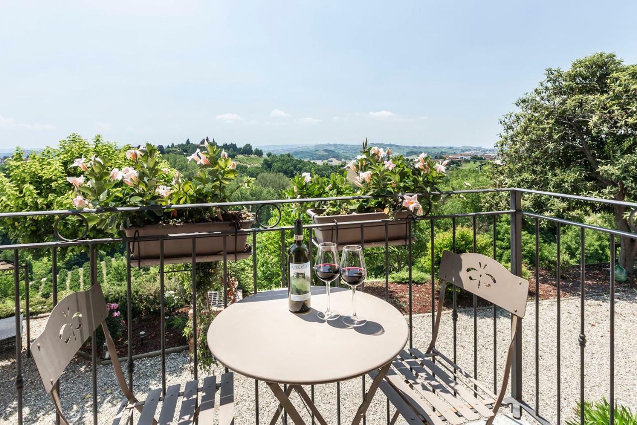 Alta Villa The Countryhouse Adults Only Boutique Bnb Vigliano d'Asti Exterior foto