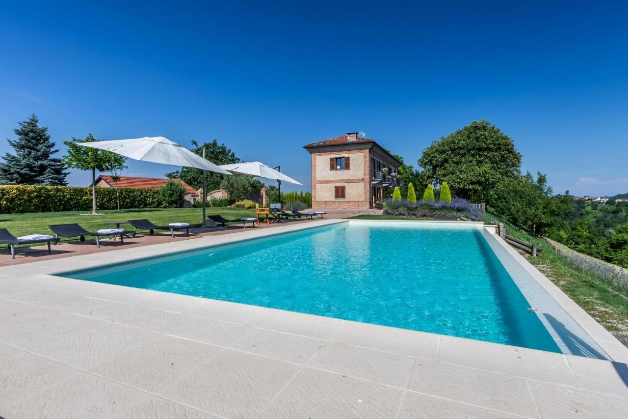 Alta Villa The Countryhouse Adults Only Boutique Bnb Vigliano d'Asti Exterior foto